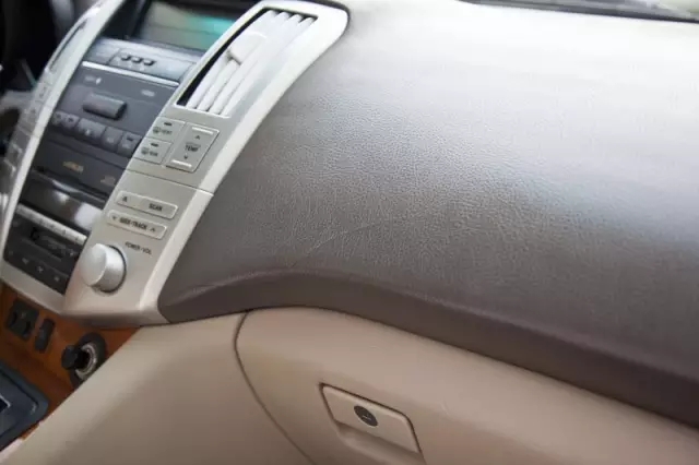 【天嬌用車學(xué)】暴曬后的汽車究竟有多毒？超乎你想象