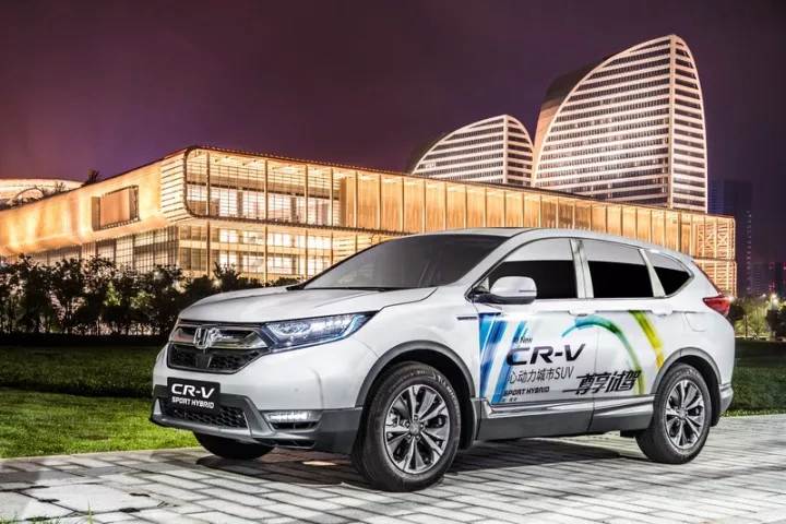春風又綠江南岸，看景良伴還是當屬CR-V 銳?混動